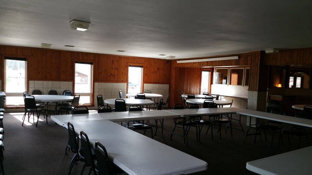 Woodland Inn & Suites Medford Esterno foto