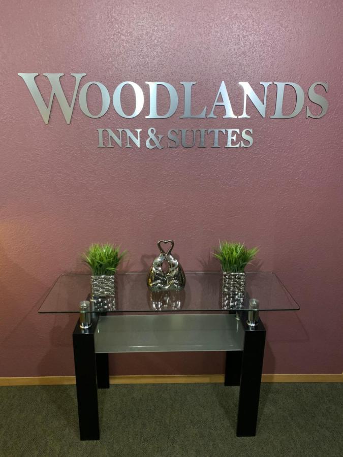 Woodland Inn & Suites Medford Esterno foto
